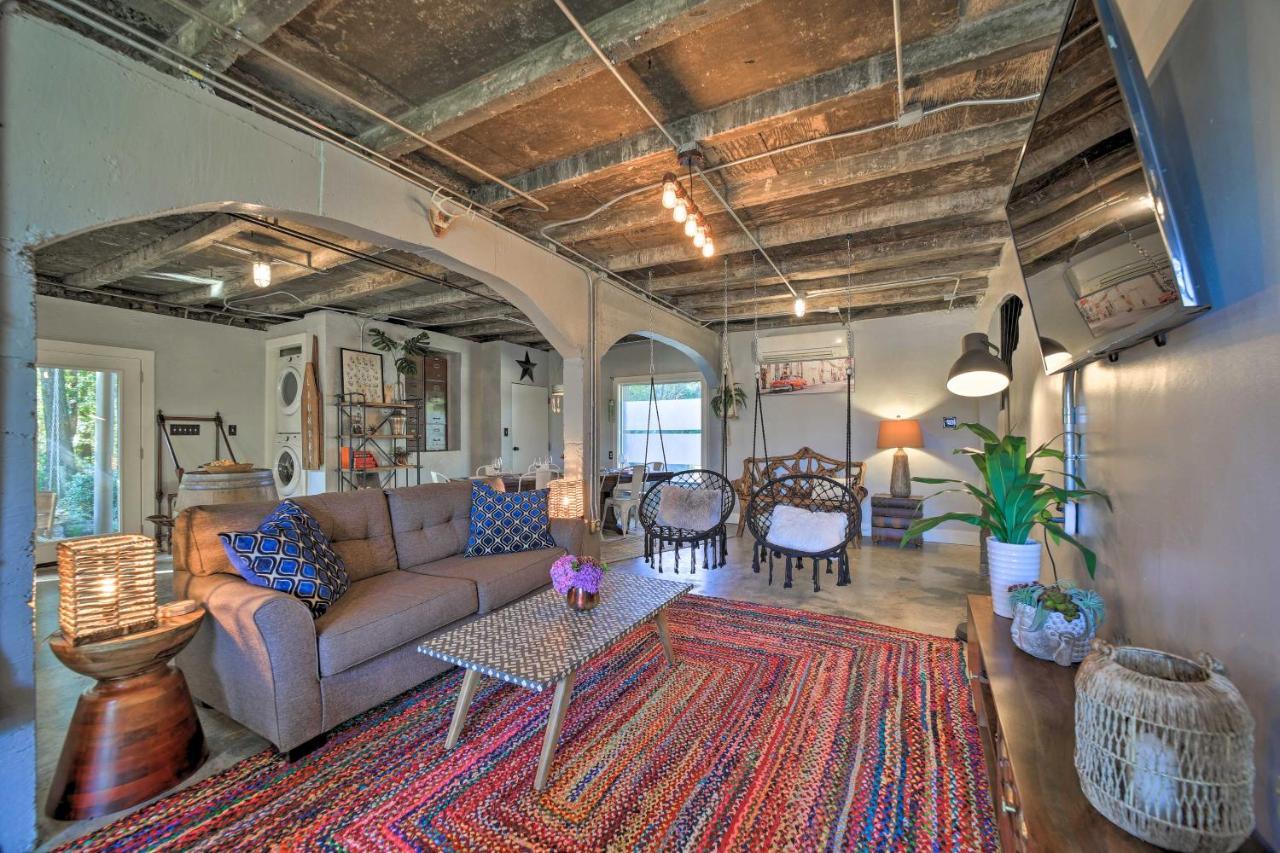 Eclectic Abode With Backyard Oasis! Asheville